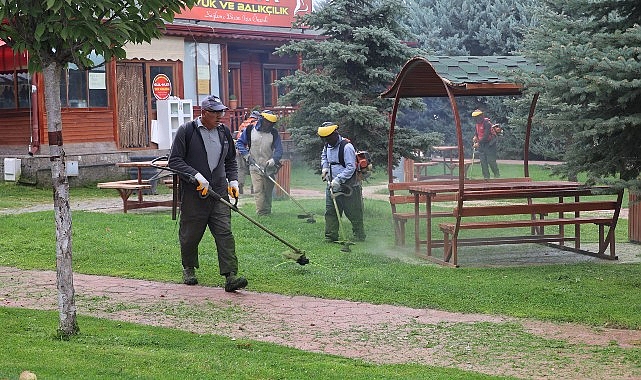 Bekdik Mahallesi’nde temizlik seferberliği başlatıldı.