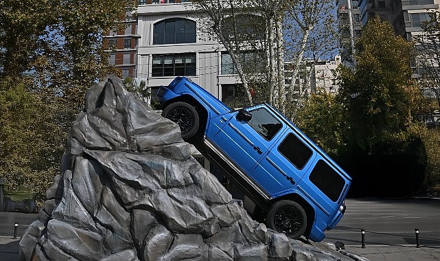 Yeni Elektrikli Mercedes-Benz G-Serisi İstanbul’da yükseldi